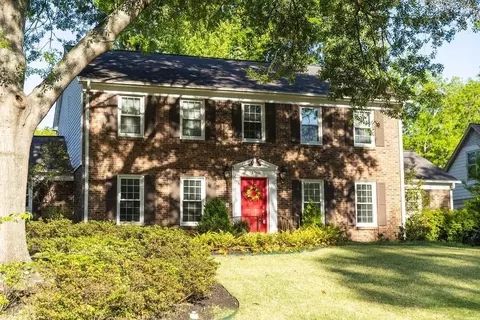 1400 Brookside Dr, Germantown, TN 38138