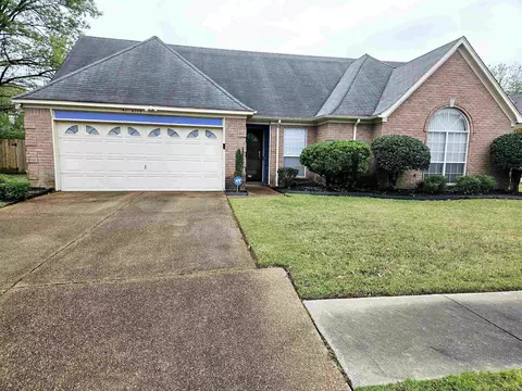 4559 Bassett Hall Dr, Memphis, TN 38125