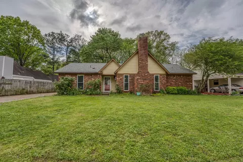 2451 Flowering Tree Dr, Memphis, TN 38134