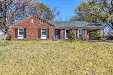3946 Graceland Dr, Memphis, TN 38116