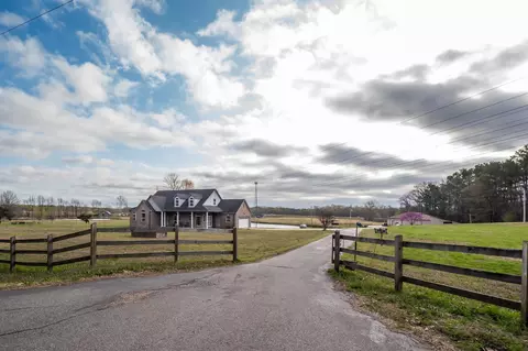 5162 Covington Pike, Arlington, TN 38002