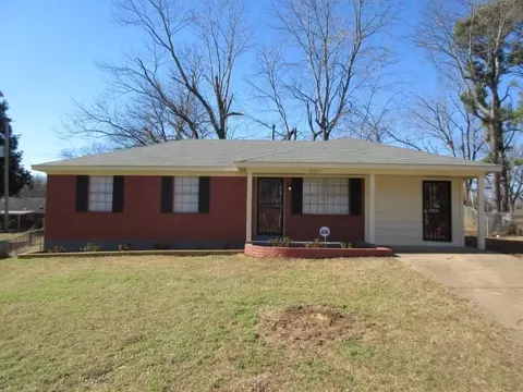 3757 Crosswood Cv, Memphis, TN 38127