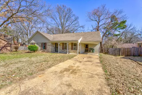 3660 Prince Charles Cv, Memphis, TN 38135