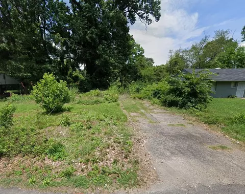 872 Carrolton Ave, Memphis, TN 38127