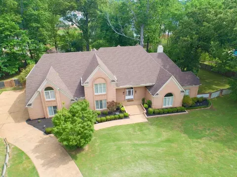 9000 Forest Hill-irene Cv, Germantown, TN 38139