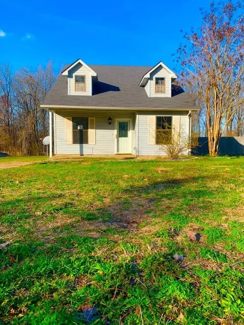 215 Edgewood Dr, Atoka, TN 38004