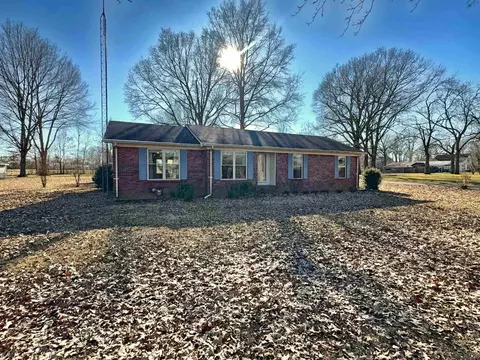 120 Baird Cv, Hickory Valley, TN 38042
