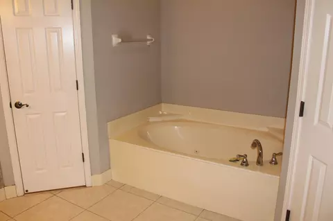 10491 Red Stone Dr, Collierville, TN 38017 photo 19