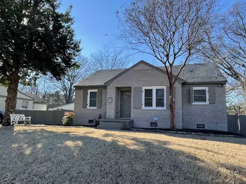 673 Berry Rd, Memphis, TN 38117