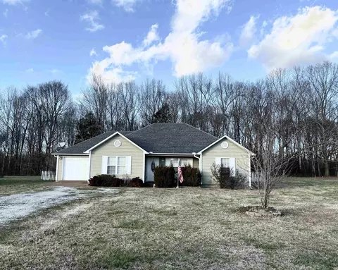 290 Bray Ln, Beech Bluff, TN 38313