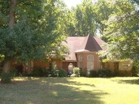 4781 Kendall Dr, Memphis, TN 38128