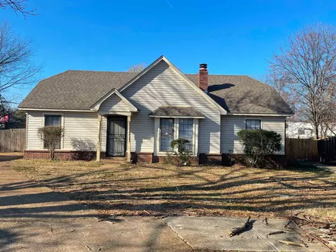 4195 Spring Leaf Ln, Memphis, TN 38141
