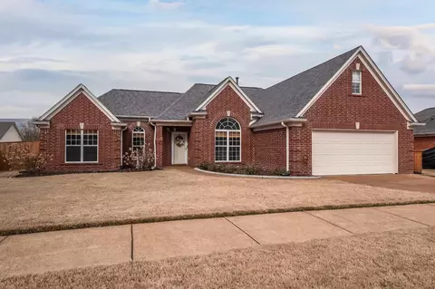 11740 Garrett St, Arlington, TN 38002