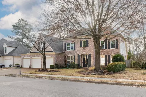8943 River Knoll Dr, Cordova, TN 38016