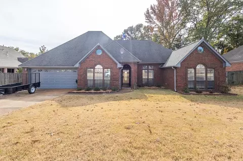 6141 Dalron Dr, Memphis, TN 38135