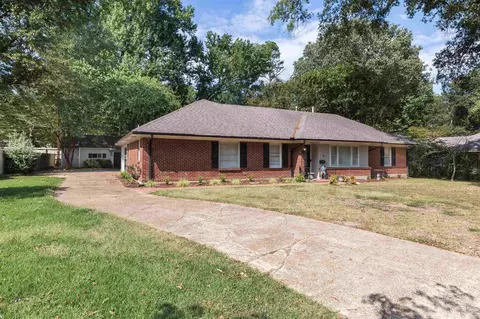431 Vescovo Dr, Memphis, TN 38117
