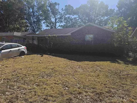 4233 Crafton Ave, Memphis, TN 38108