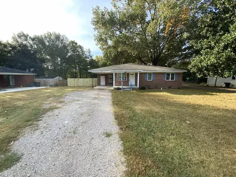 90 Old Main Ave, Moscow, TN 38057