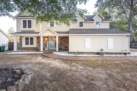 1922 Alder Branch Ln, Germantown, TN 38139