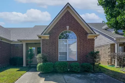 7751 Lipscomb Dr, Memphis, TN 38125