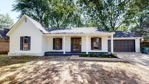 6749 Rockbrook Dr, Memphis, TN 38141