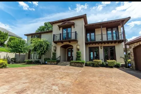 155 Westshore Dr, Savannah, TN 38372