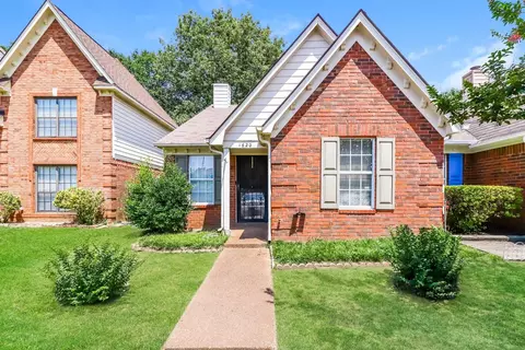 1620 Sorghum Mill Dr, Cordova, TN 38016