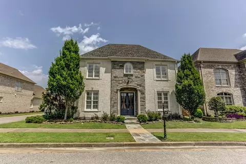 1892 Enclave Hollow Ln, Germantown, TN 38139