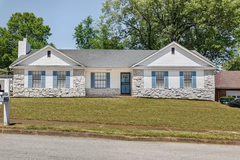 6976 Rockingham Rd, Memphis, TN 38125