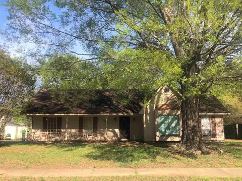 4604 Benoit Dr, Memphis, TN 38141