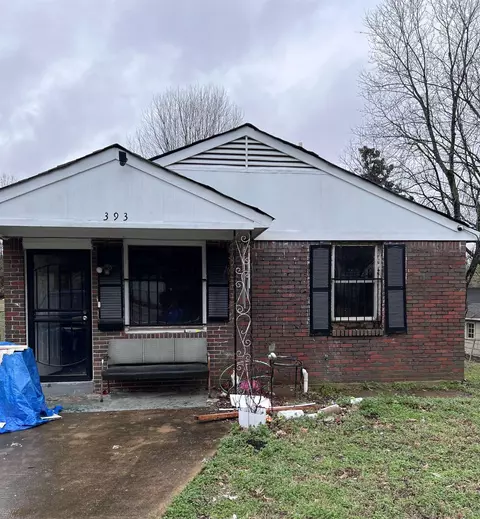 393 Carbon Rd, Memphis, TN 38109