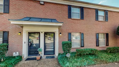5726 Quince Rd Dr #14, Memphis, TN 38119