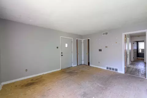260 E Shelby Dr, Memphis, TN 38109 photo 7