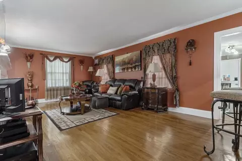 898 Brownlee Rd, Memphis, TN 38116 photo 4