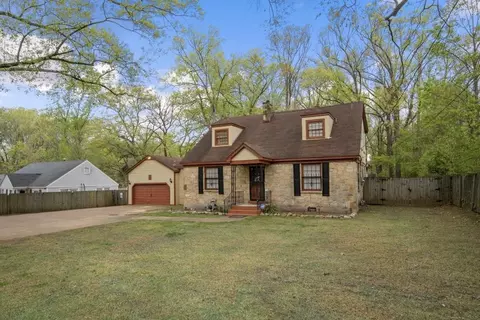 898 Brownlee Rd, Memphis, TN 38116 photo 2