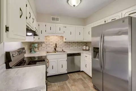 3038 Leeridge Dr, Memphis, TN 38134 photo 9