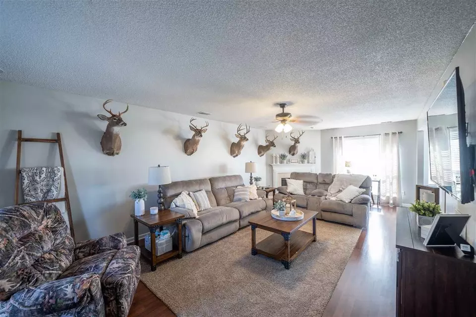  40 Oak Court Cv, Oakland, TN 38060 photo 3