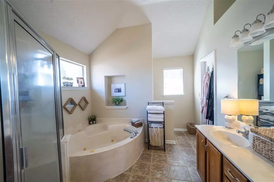  40 Oak Court Cv, Oakland, TN 38060 photo 11