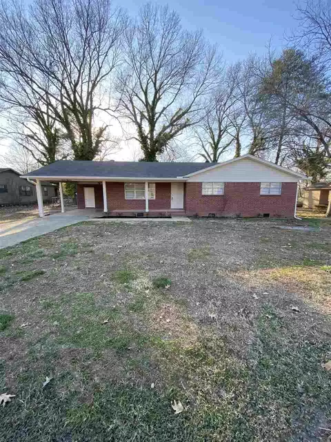 1119 Crestview Dr, Covington, TN 38019 photo 1