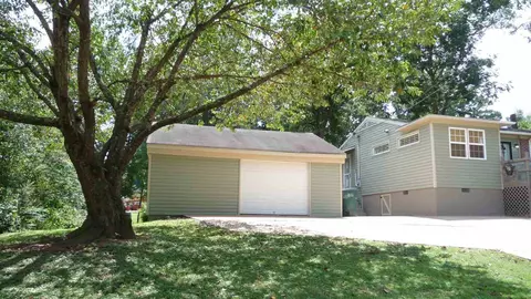2335 Celeste Dr, Memphis, TN 38127 photo 3
