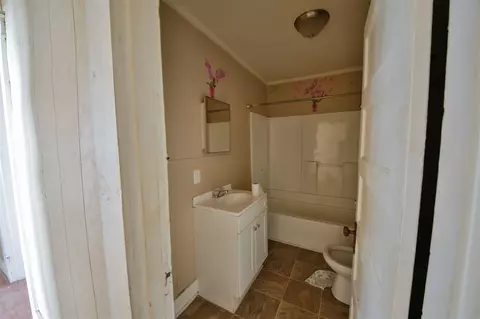 150 Pine St, Jackson, TN 38301 photo 4