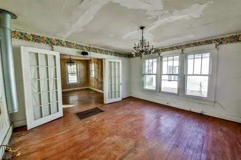 150 Pine St, Jackson, TN 38301 photo 2