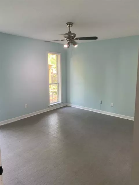 2353 Ridgeway Rd, Memphis, TN 38119 photo 13