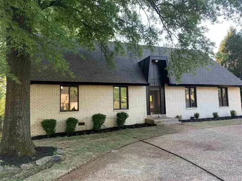 2353 Ridgeway Rd, Memphis, TN 38119 photo 1