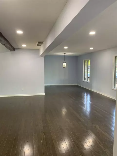 2353 Ridgeway Rd, Memphis, TN 38119 photo 3