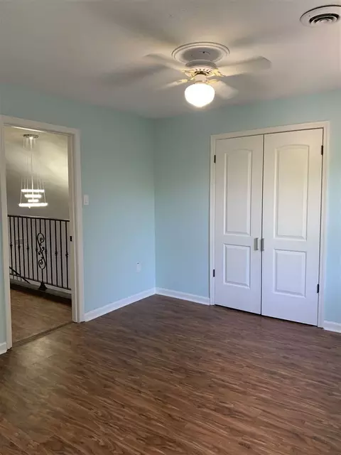 2353 Ridgeway Rd, Memphis, TN 38119 photo 8