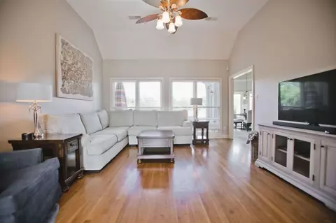 826 Deep Woods Dr, Collierville, TN 38017 photo 16
