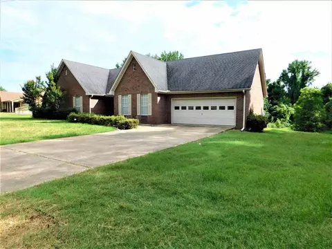 91 Paulette Cir, Covington, TN 38019 photo 2