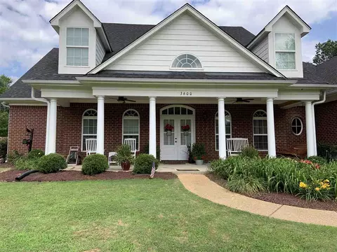 3600 Thornridge Dr, Hernando, MS 38632 photo 1