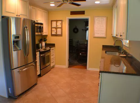 496 Cardinal Dr, Collierville, TN 38017 photo 9
